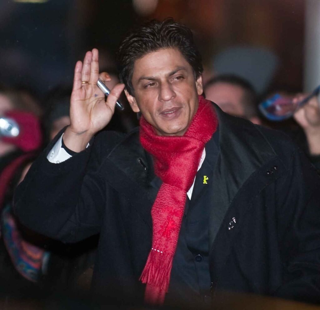 Shahrukh Khan vs Aamir Khan: 2 Paths to Stardom in Bollywood
